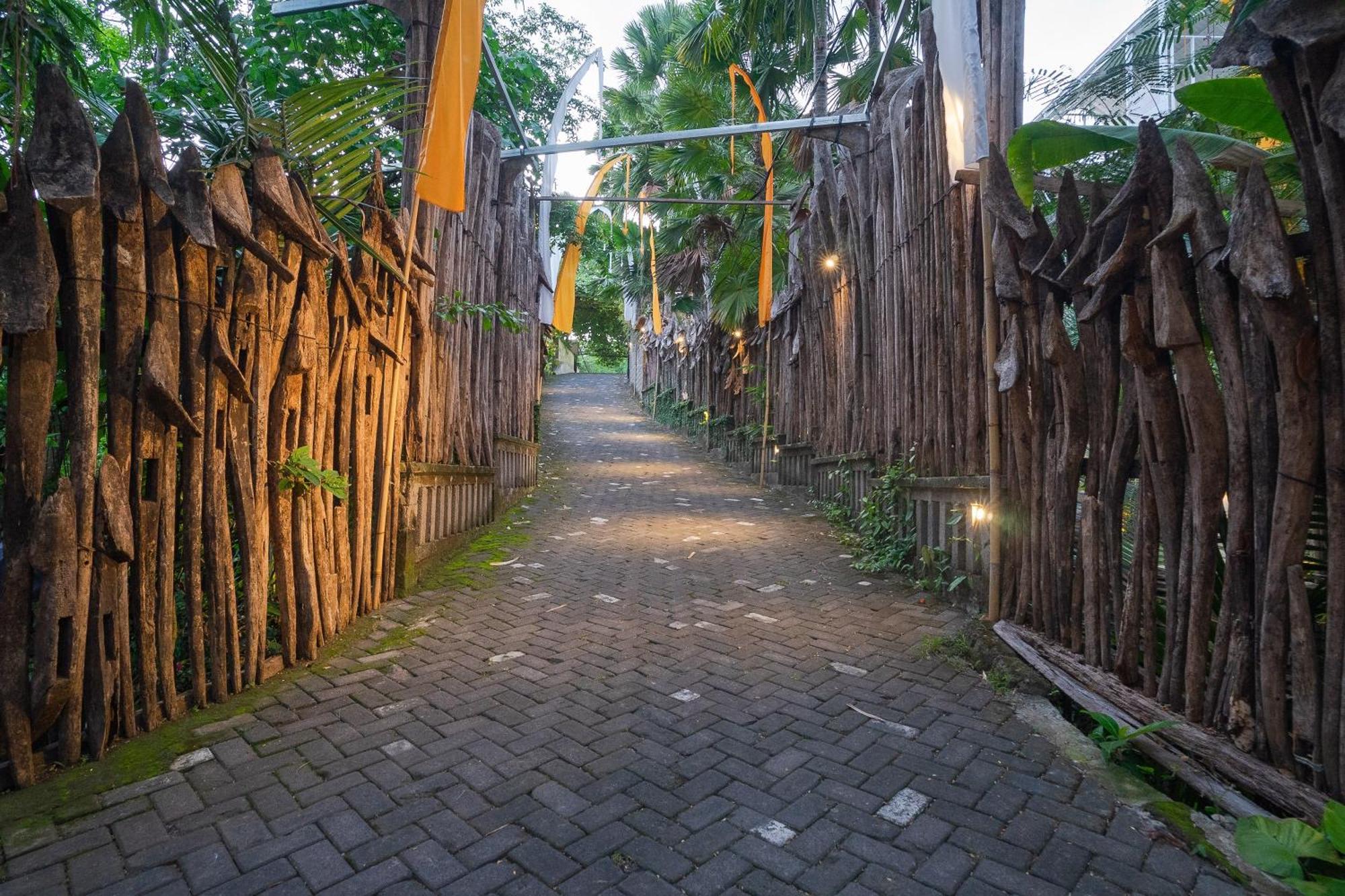 Nayaka Living Ubud Exterior foto