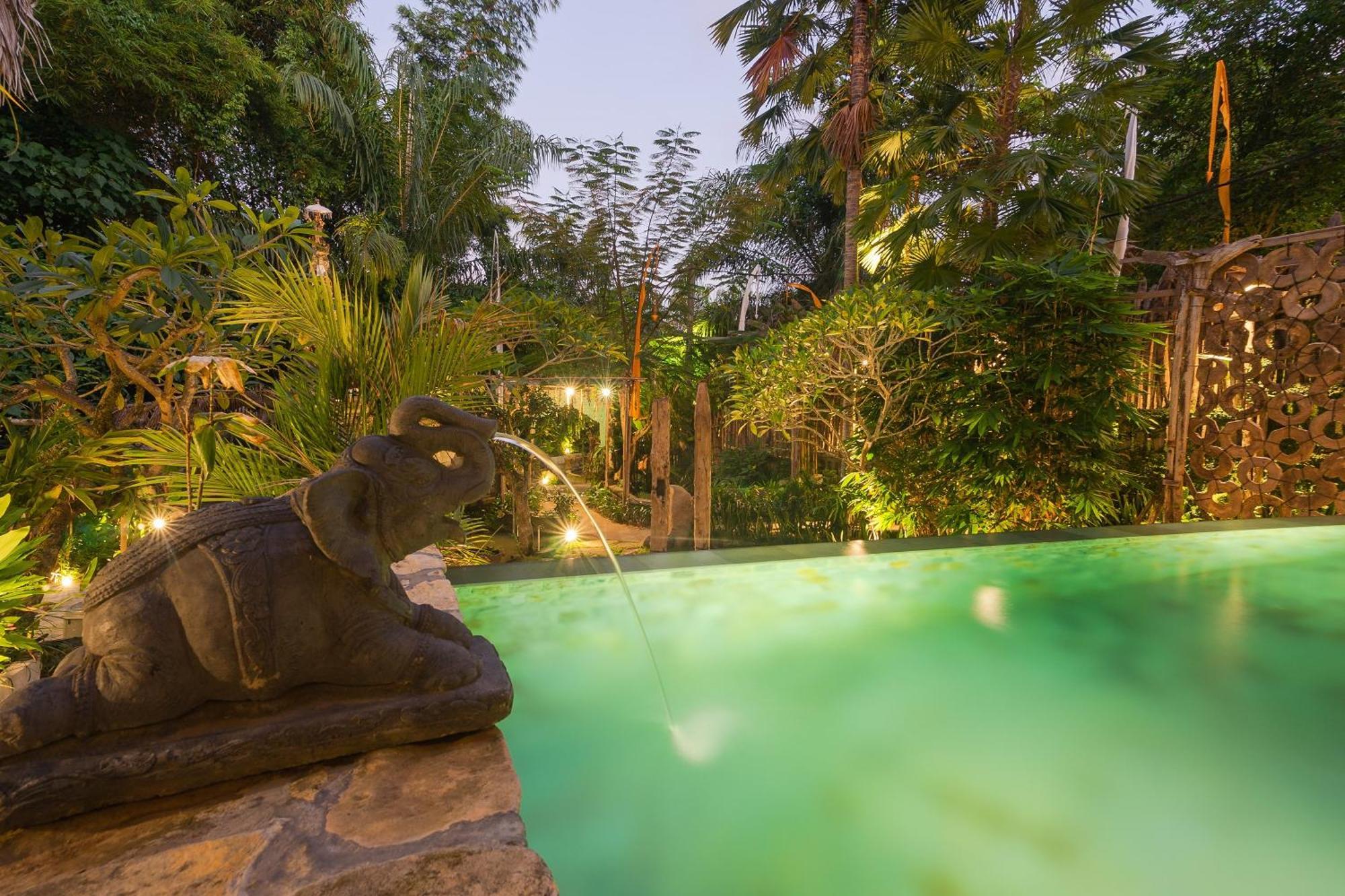 Nayaka Living Ubud Exterior foto